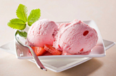 【雨欣】草莓冰淇淋