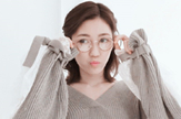 AKB48-戴眼镜の渡边麻友